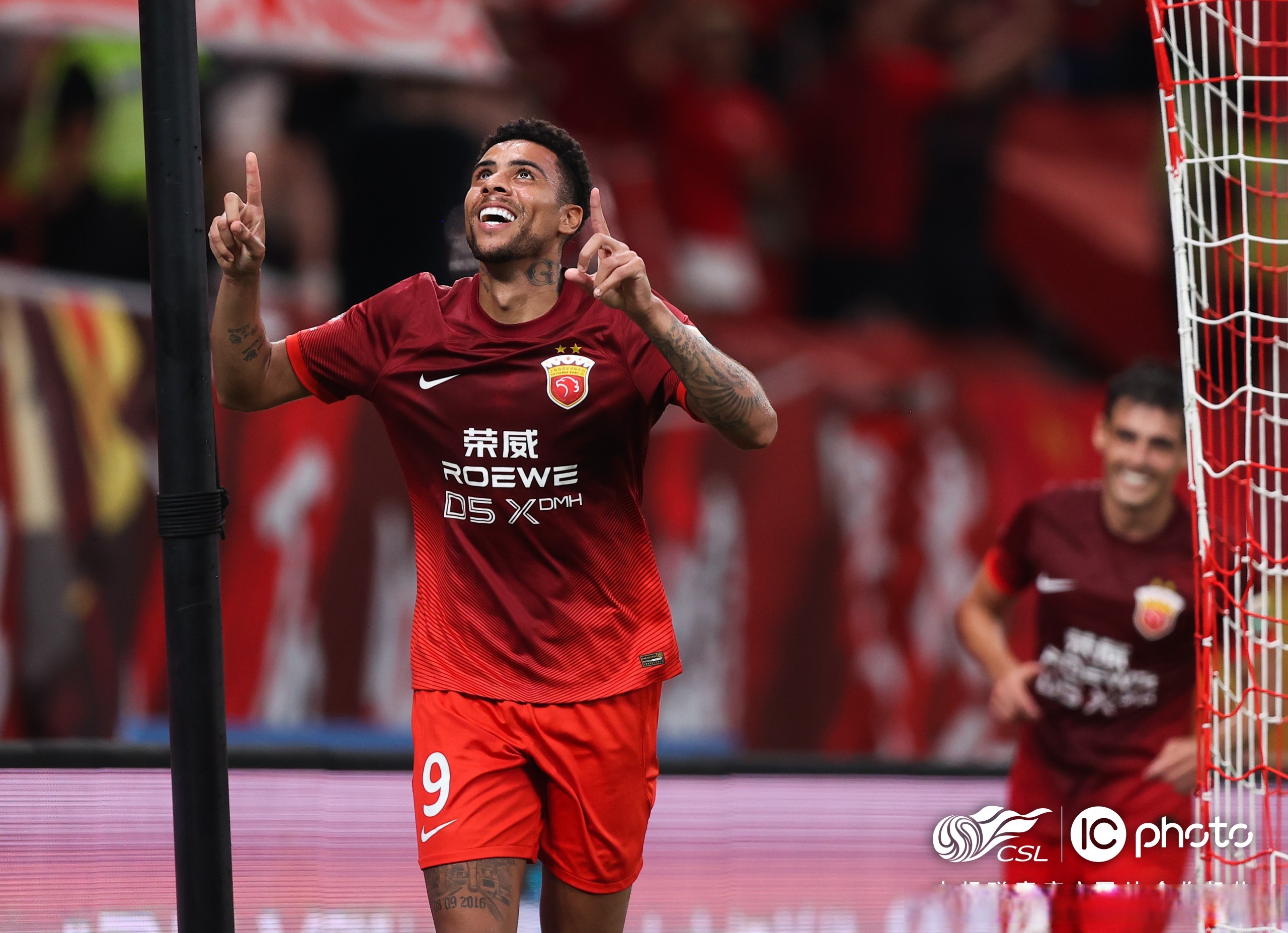 Kaiyun中国大陆官方登录关于集结日突围战来临，罗马围绕欧超杯刷新队史纪录，赛场秩序良好，资深球员宣示担当的信息