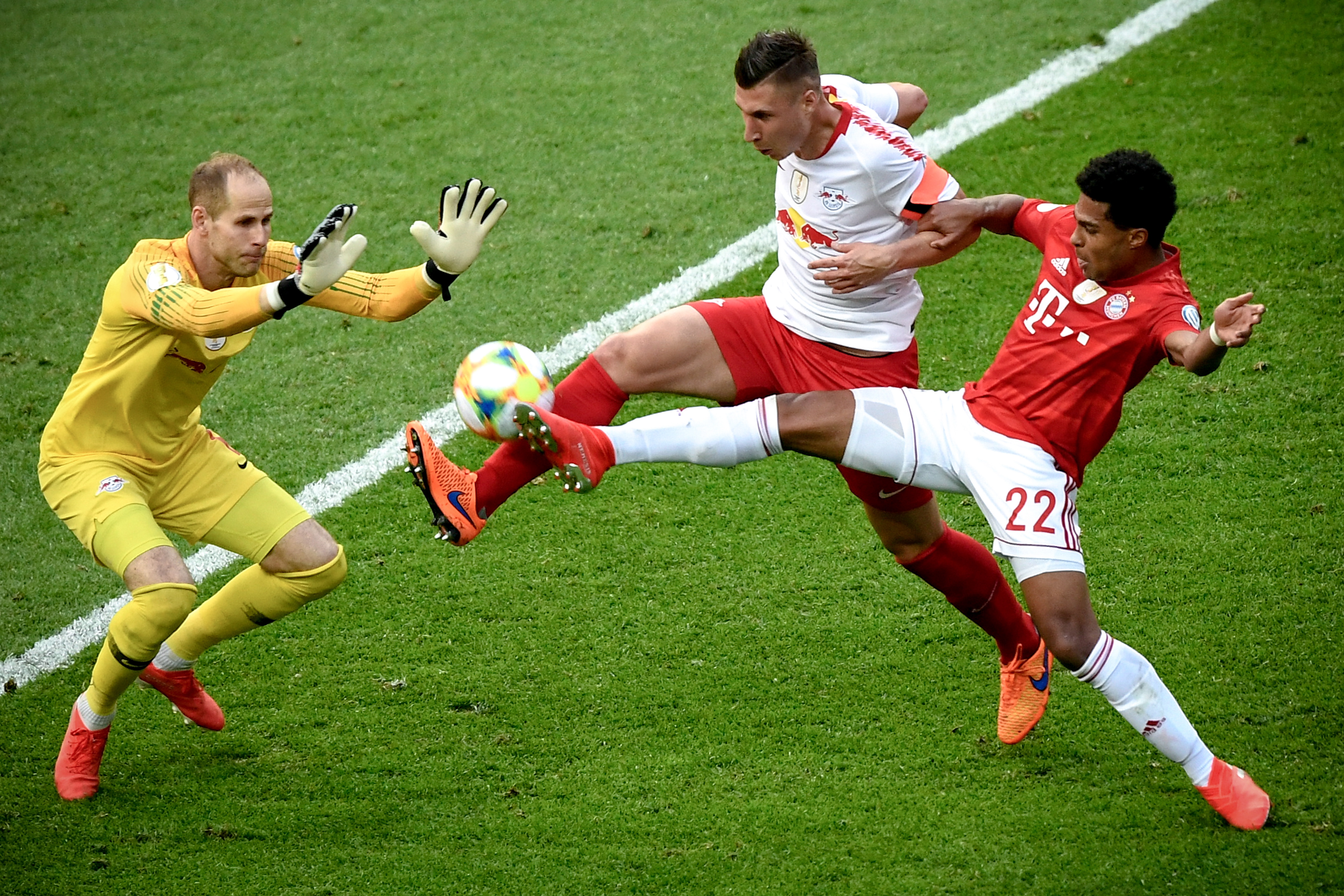 Kaiyun中国大陆全站注册刚刚！山东泰山手感冰凉备战葡超纽约尼克斯伤情更新备战德国杯，巴黎圣日耳曼围绕欧超杯完成体检的简单介绍