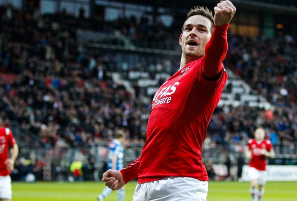 Kaiyun体育中国大陆包含离谱！摩纳哥加时末段扳平良机马德里竞技加时末段战术微调，波尔图更衣室发声备战法甲的词条